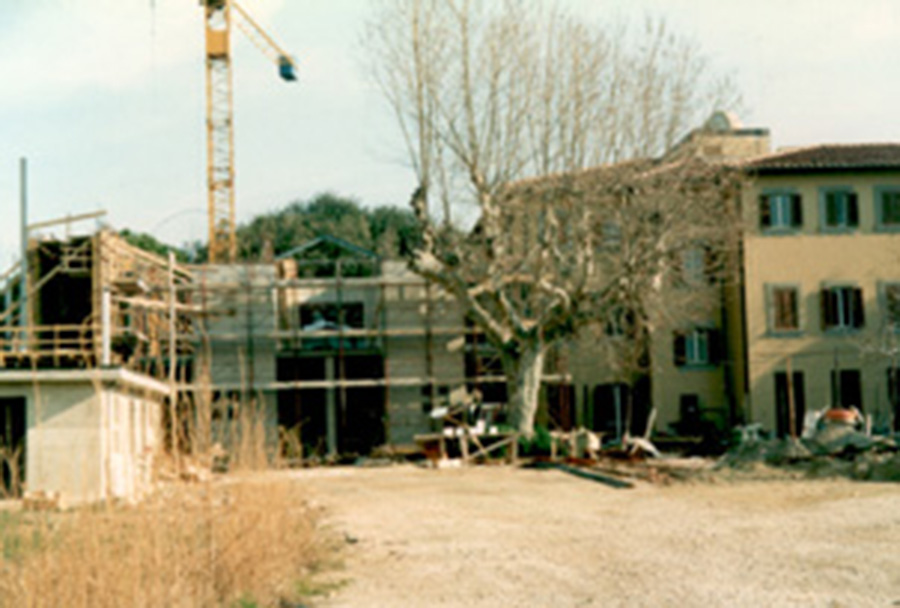 Costruzione dei nuovi settori espositivi